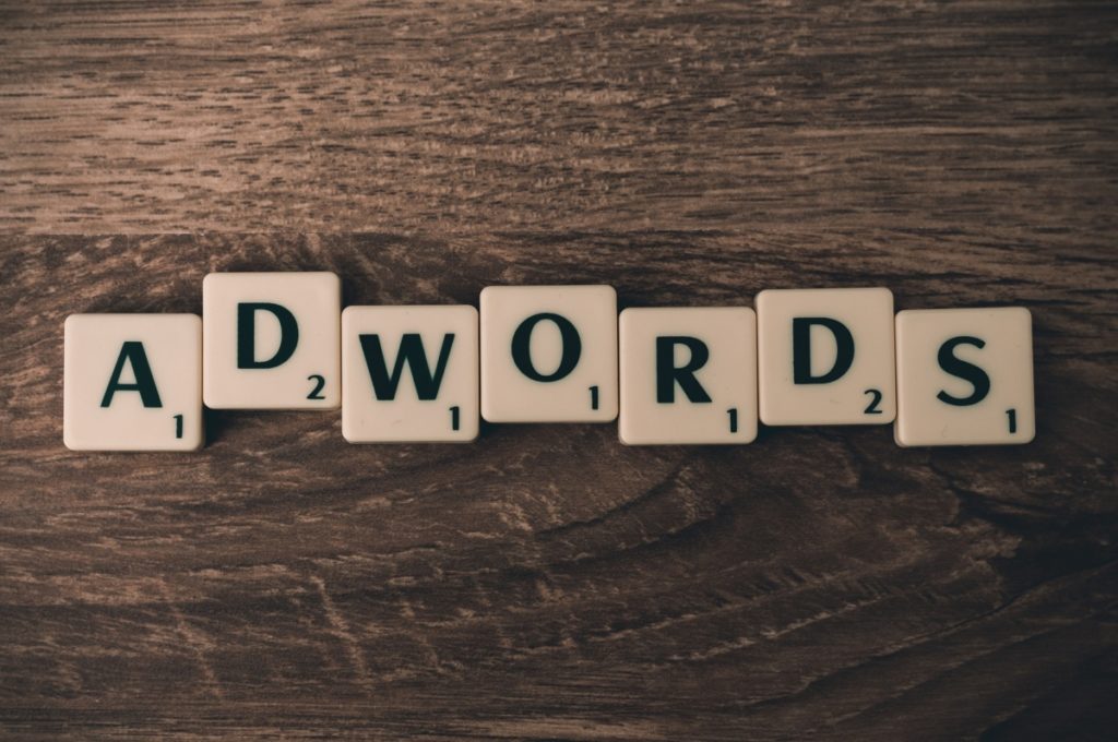 5 Reasons why Businesses should invest in Google Adwords